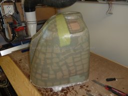 Engine cowl (38)